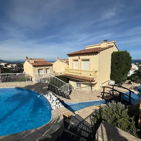 Vakantiehuis Beachnear Terraced House With Wonderful Sea-views *